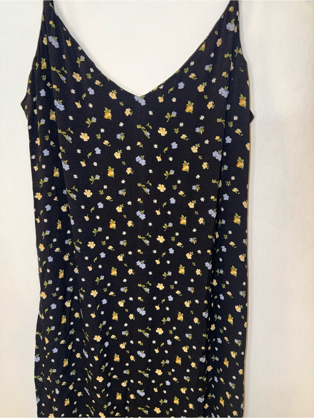 Reformation Black Floral Crimini Dress in Posie with Side Slit - Picture 7 of 8